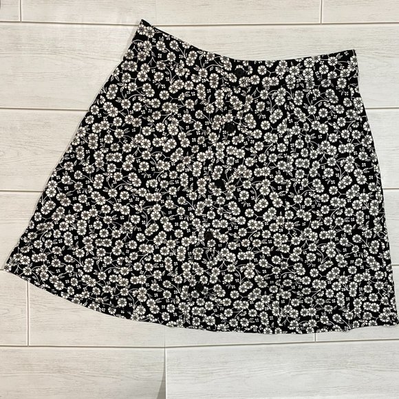 NWT LOFT Floral Mini Skirt - Picture 2 of 4